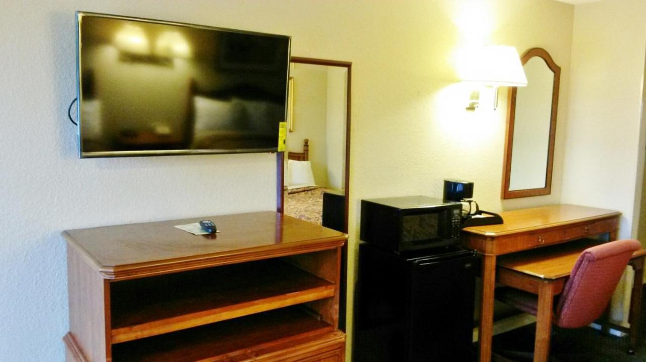 Americas Best Value Inn-Winnsboro Экстерьер фото
