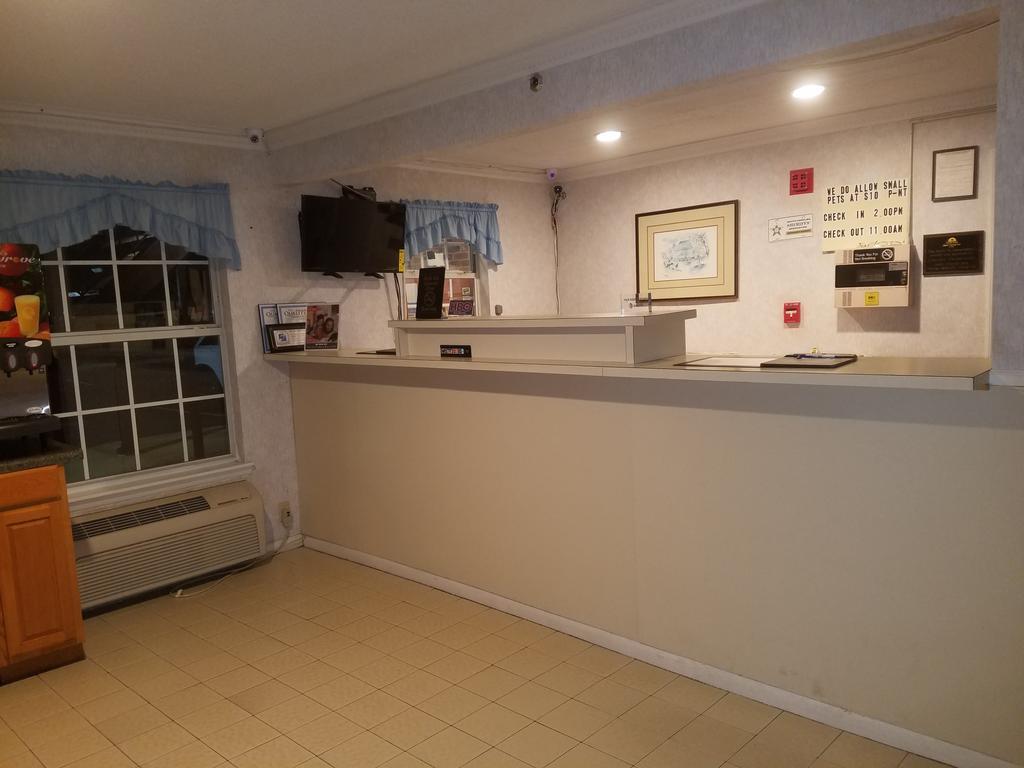 Americas Best Value Inn-Winnsboro Экстерьер фото